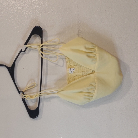 Aritzia Superdown Crop top - Picture 1 of 4